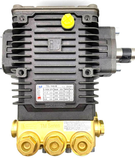 07101497А Плунжерный насос высокого давления BERTOLINI TML 15.20-B, 87 мм, 900 л/ч, 200 бар, 5,5 кВт, вал 24 мм,  Италия 