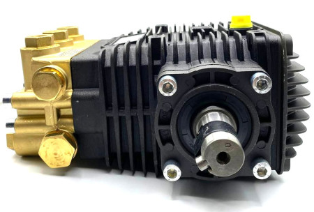 07101497А Плунжерный насос высокого давления BERTOLINI TML 15.20-B, 87 мм, 900 л/ч, 200 бар, 5,5 кВт, вал 24 мм,  Италия 