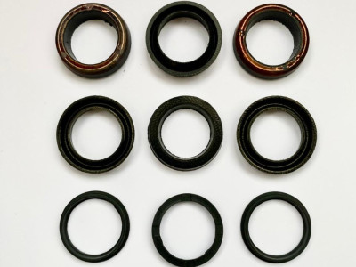 Комплект манжет ТехУм аналог Kit seal 30623 для CAT 310, 340, 350, Ø20 мм